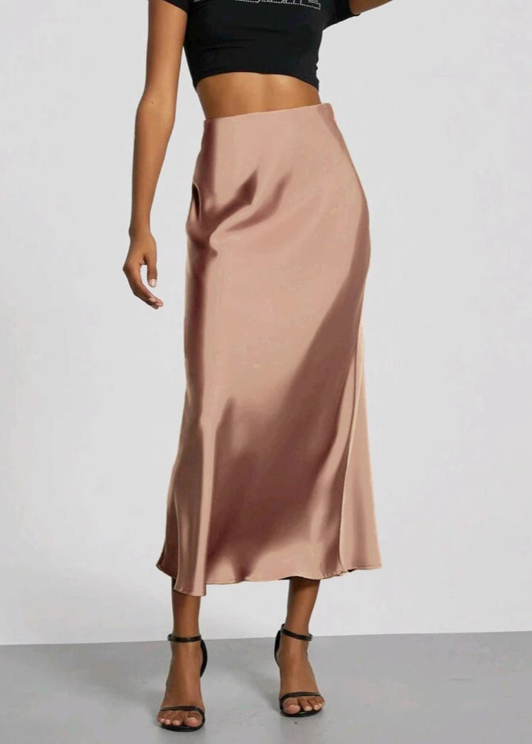 Jupe longue satinée femme élégante chic