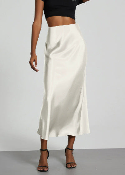 Jupe longue satinée femme élégante chic