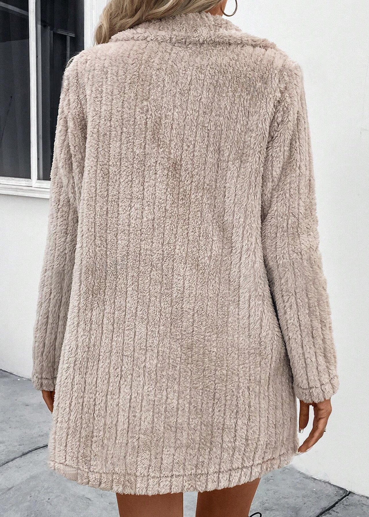 Manteau cardigan peluche à revers femme