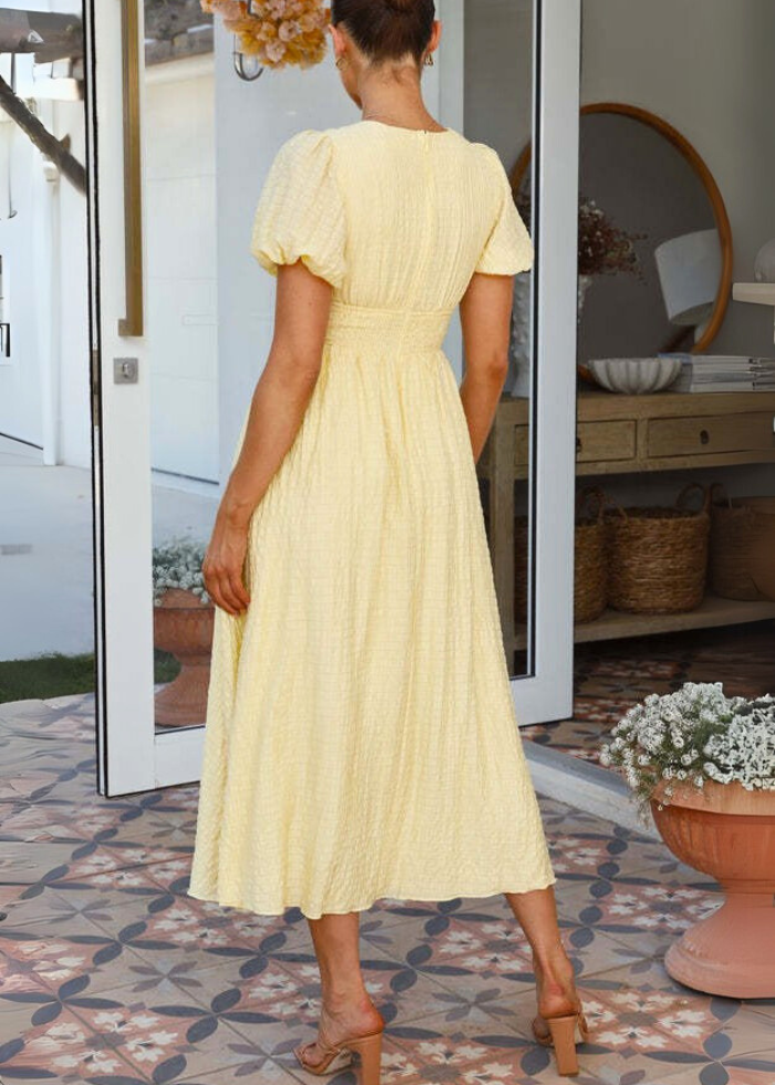 Robe longue col V à manches bouffantes