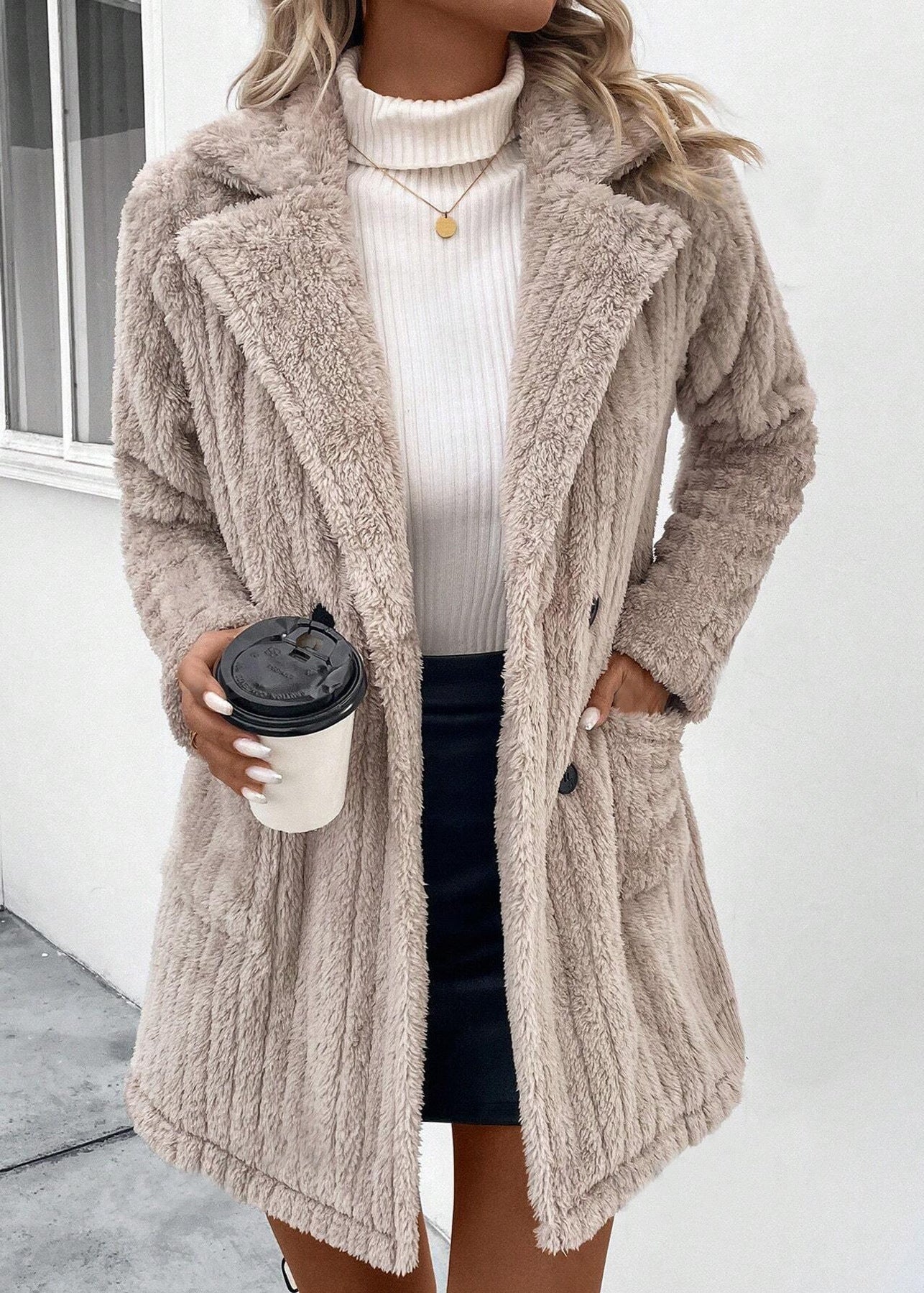 Manteau cardigan peluche à revers femme