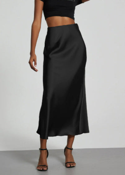 Jupe longue satinée femme élégante chic
