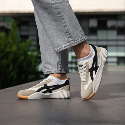 Chaussures orthopédiques modernes et respirantes