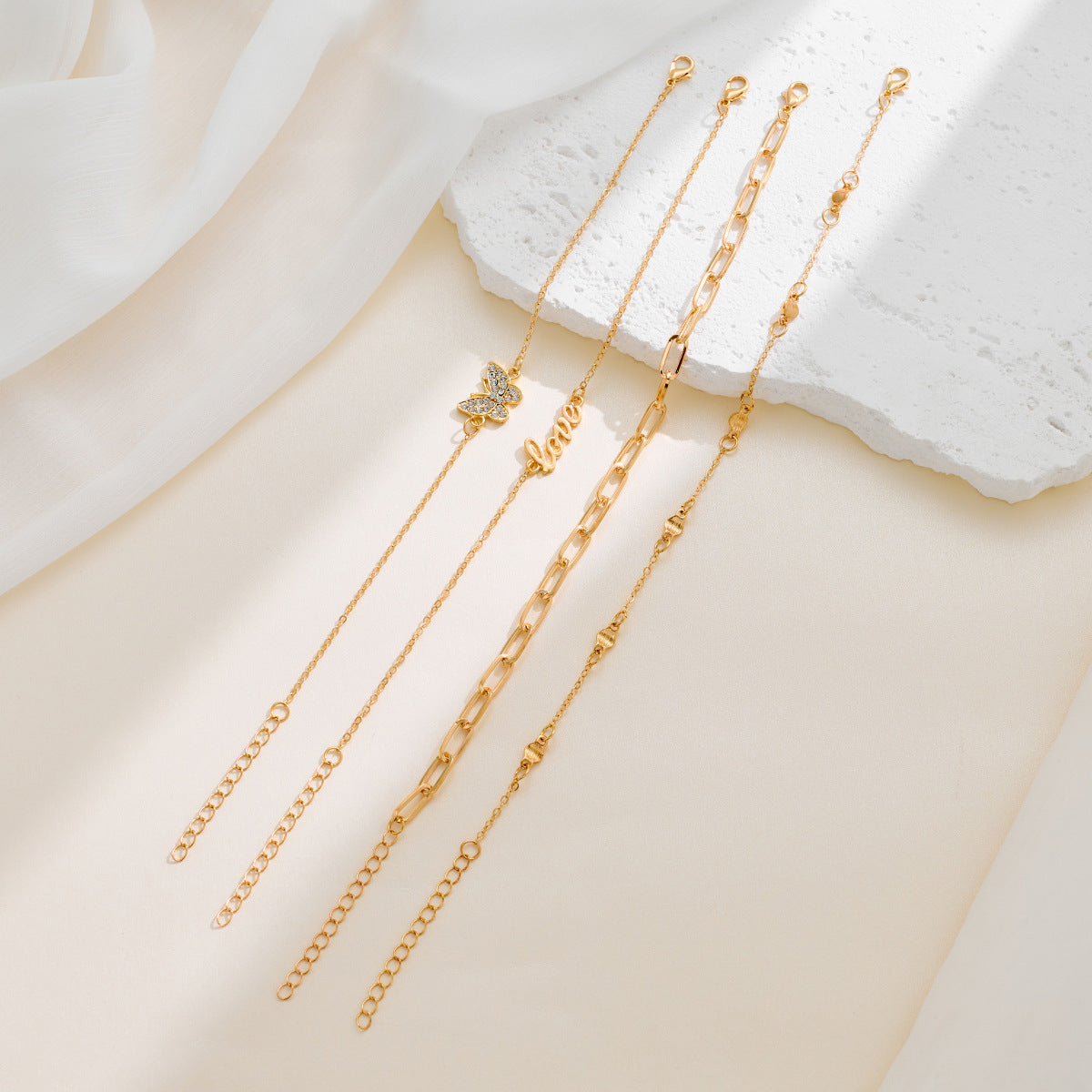 Ensemble de Chaînes de Cheville Dorées Élégantes