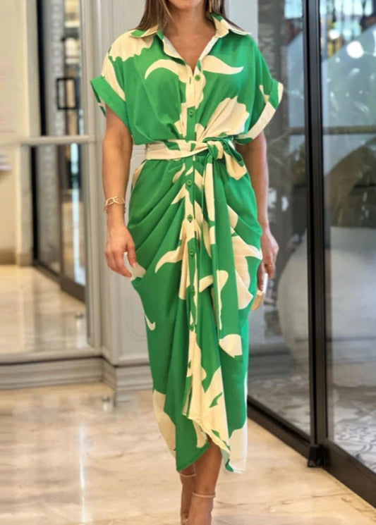 Robe chemise élégante imprimée ceinturée